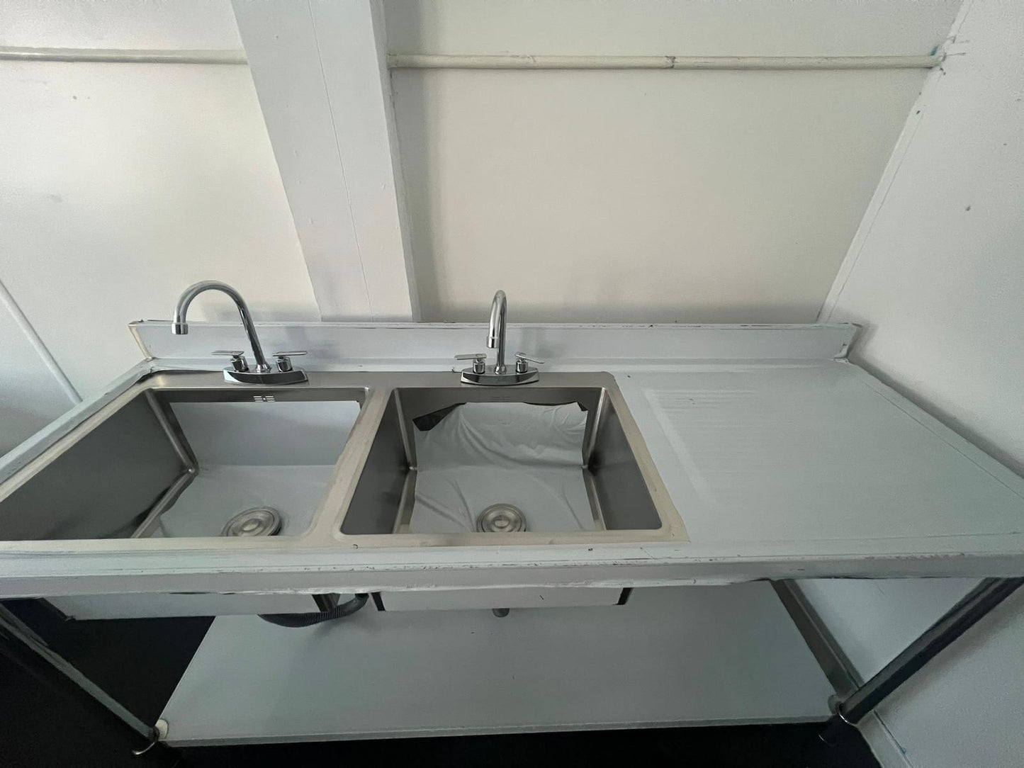 Commercial kitchen double bowl sink right hand drainer 1.5m