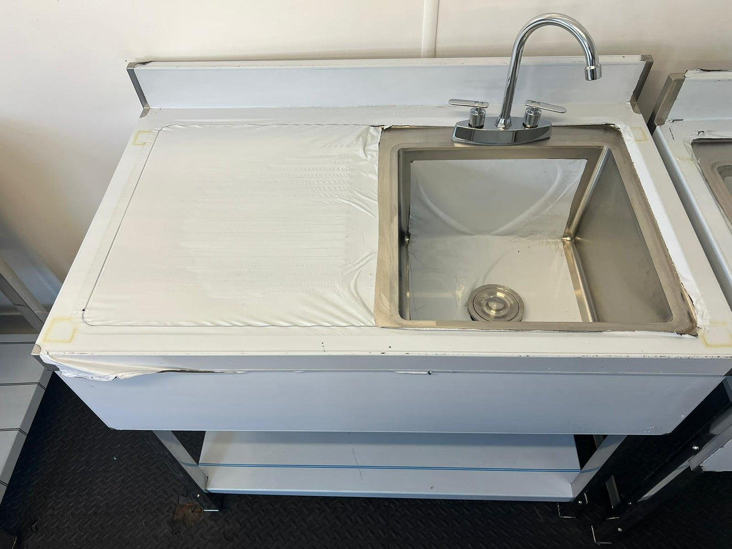 Commercial kitchen single bowl sink left hand drainer 1.2m